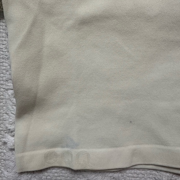 Cropped workout tee set - Picture 4 of 9